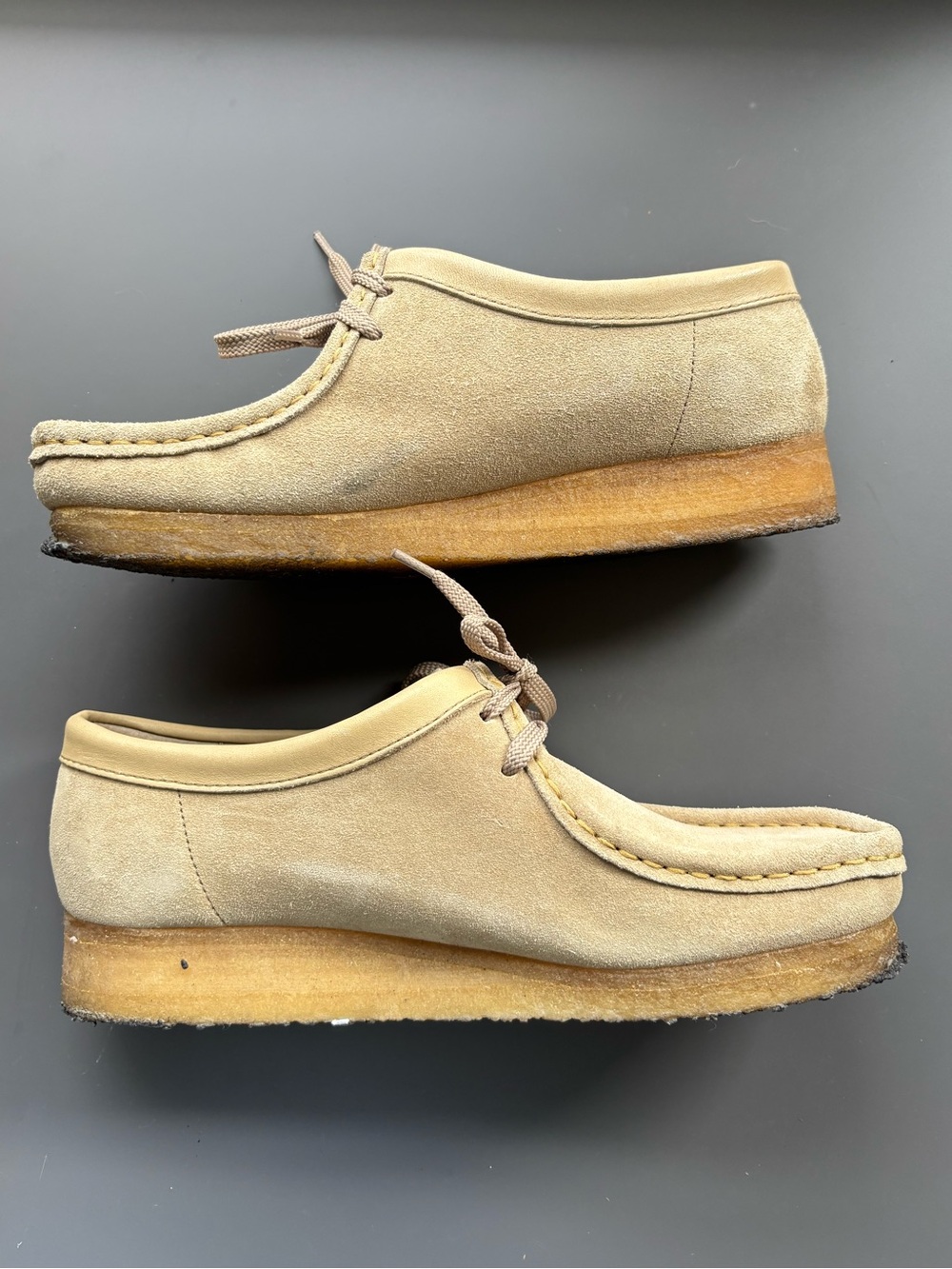 Clark’s Originals Wallabees- Men’s 9 - Picture 2 of 7